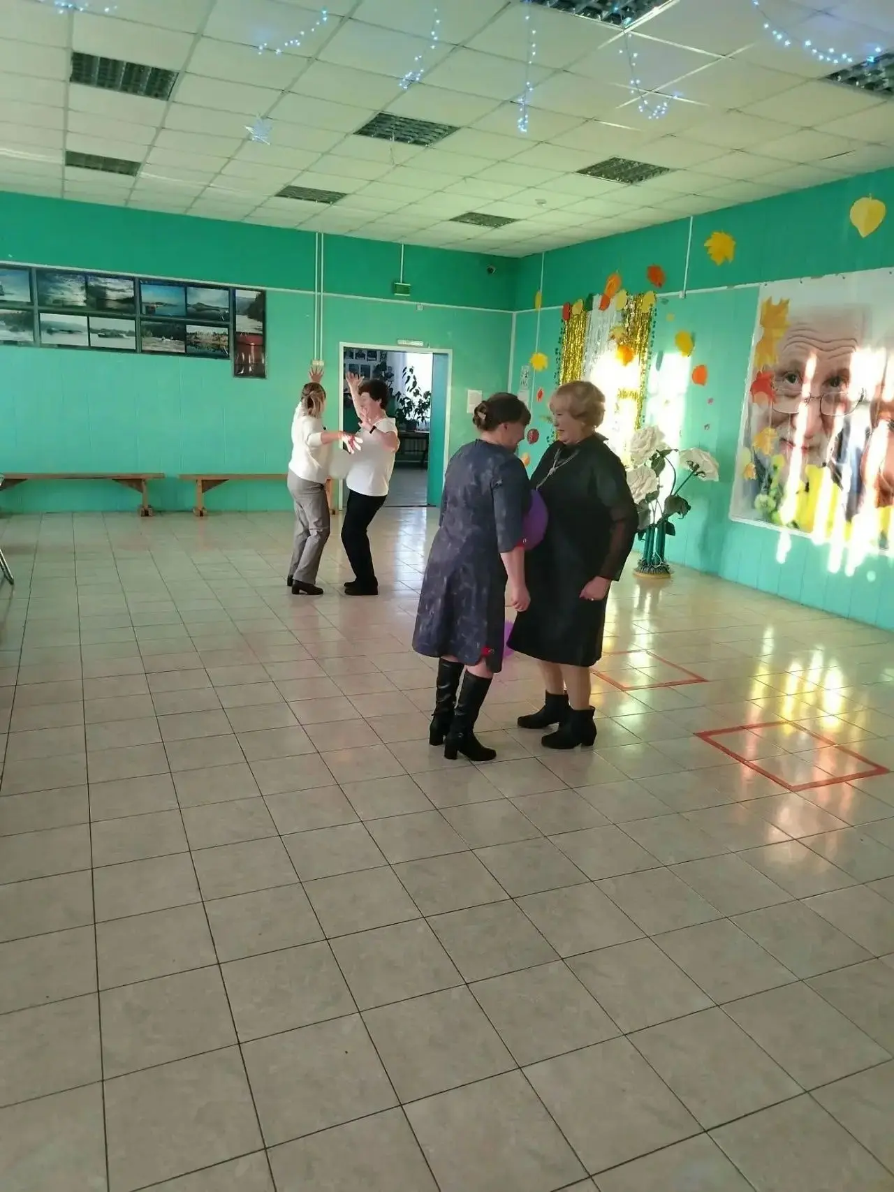 В сельском Доме культуры Ворогово встретились «Люди пожилые, сердцем молодые»