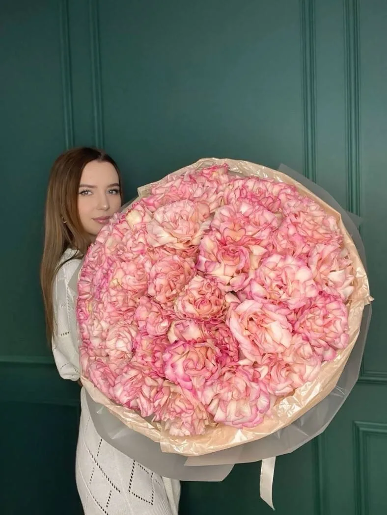 Порадуйте себя и близких прекрасными букетами🌸

Для заказа напишите нам, подберем букет под Ваше на