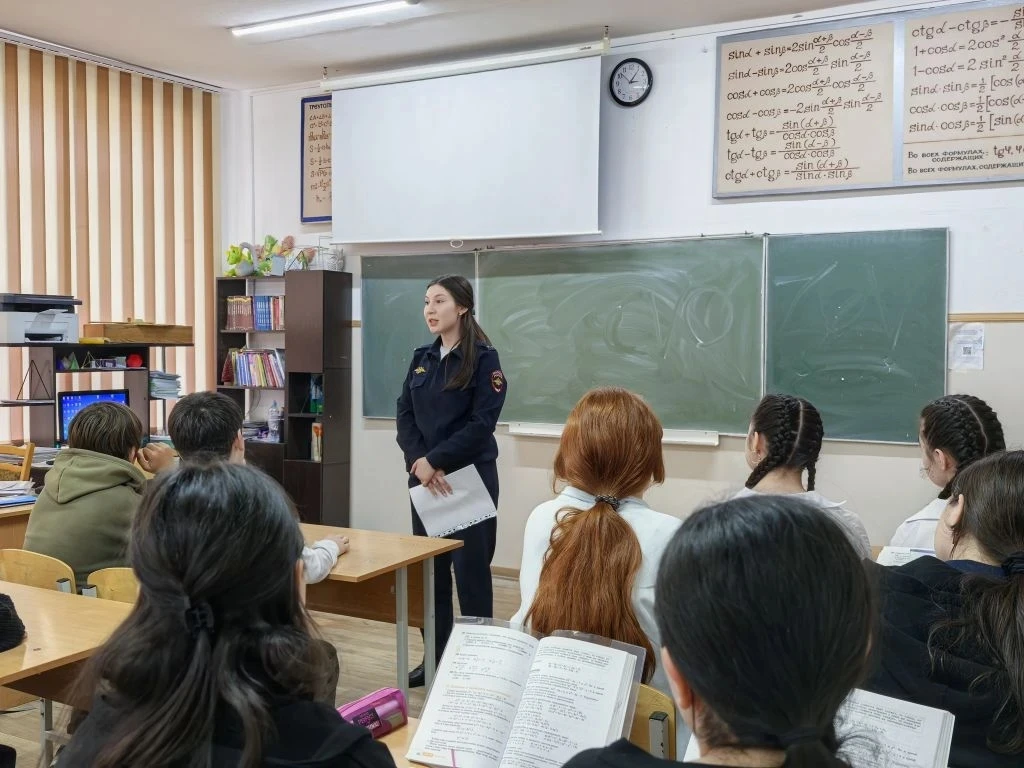 ✨ Операция «Чистое поколение – 2026» в нашей школе! ✨  С 8 по 13 апреля у нас прошли важные и очень 