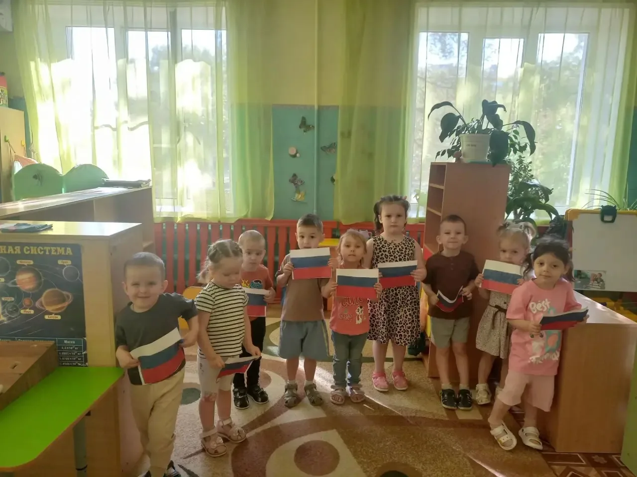 В рамках Года дошкольного образования в нашей младшей группе прошло творческое занятие ...