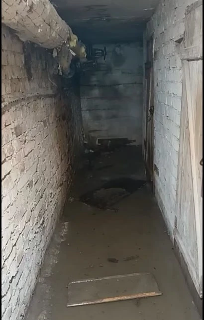 🔸В Ливнах больше суток устраняли прорыв трубы отопления