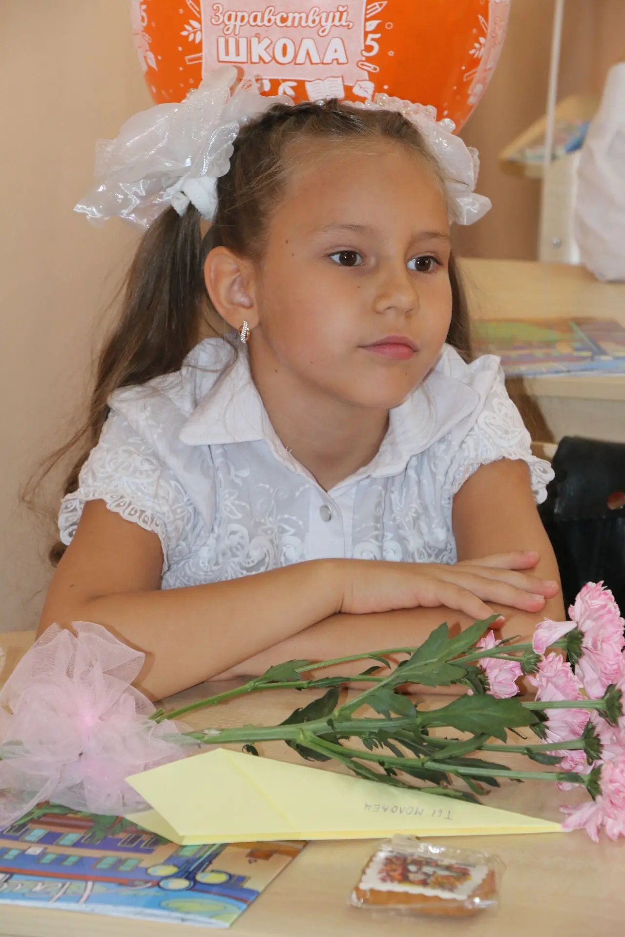 Что ж... погода пропустила нас без дождя в школьную жизнь!