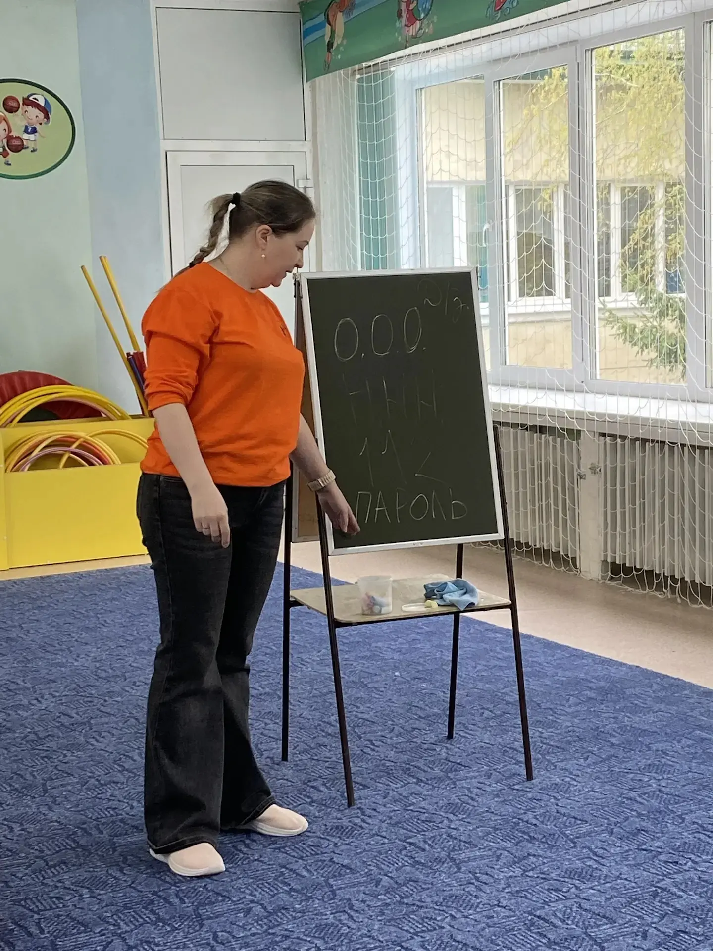 В нашем детском саду прошла необычная и очень важная беседа. В гости к воспитанникам ст...