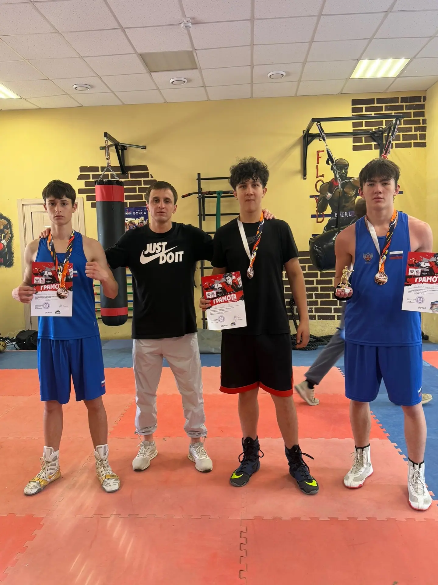 💪🥊Наши — на открытом ринге по боксу