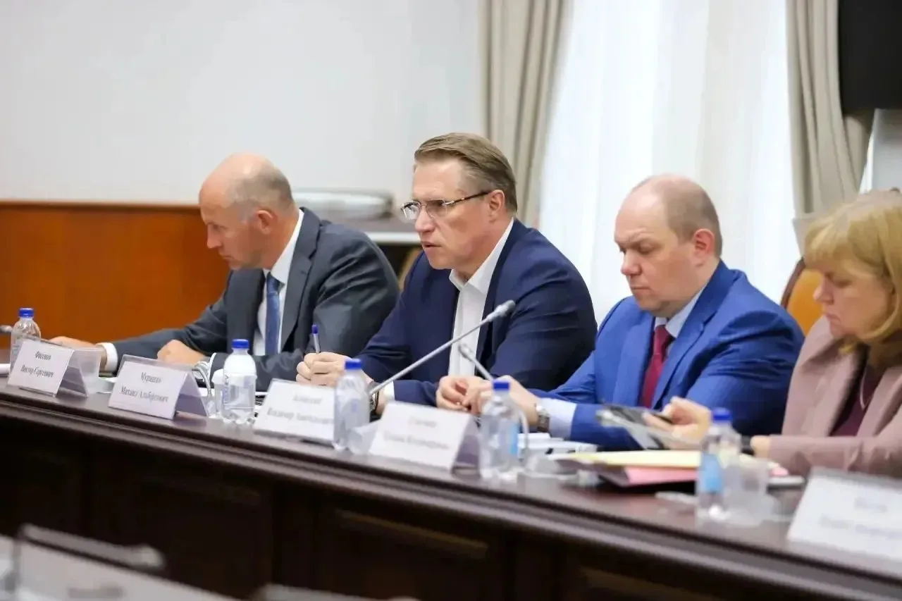 На встрече с министром здравоохранения РФ Михаилом Мурашко врио губернатора Александр Ш...