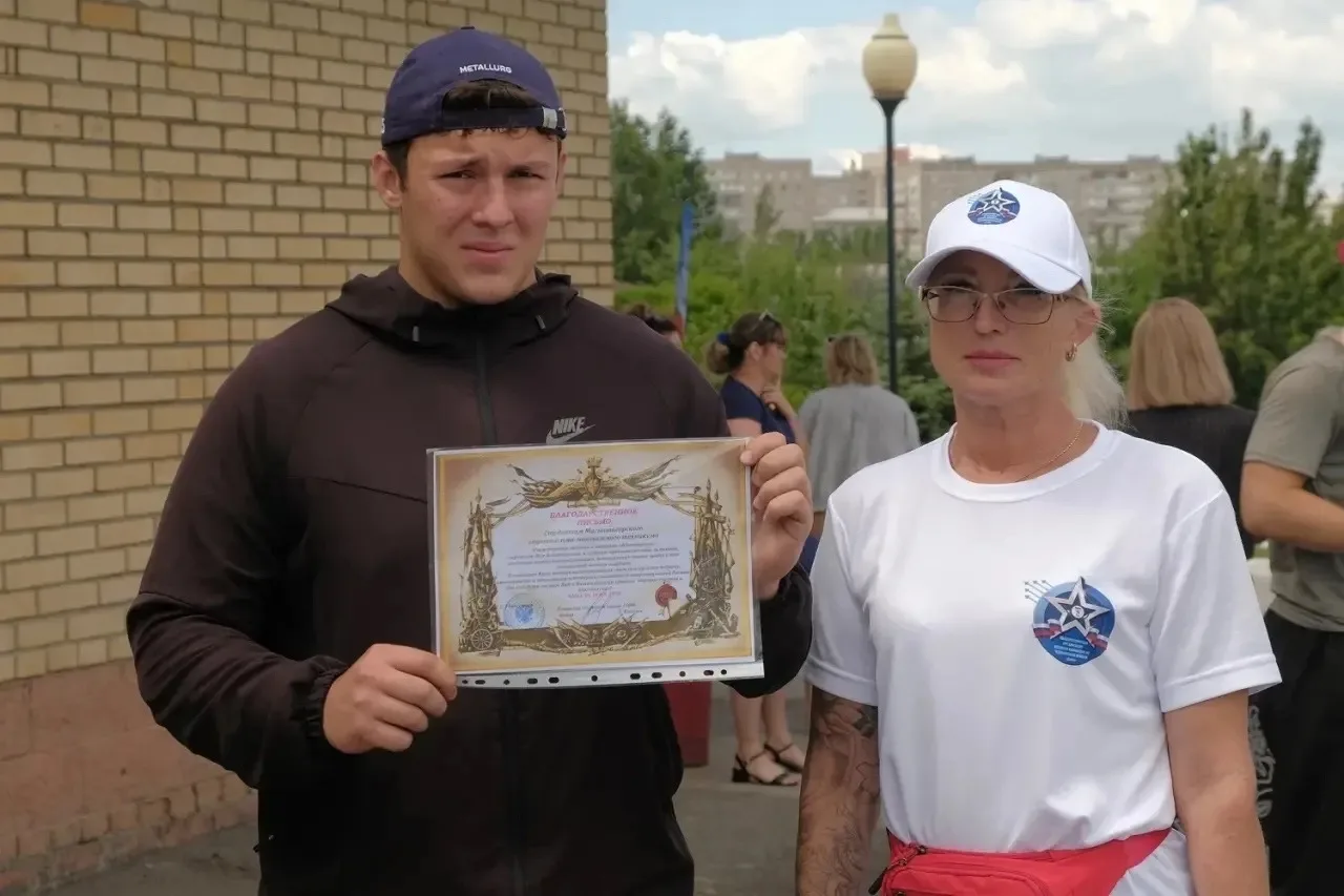Там, где каждый рассвет может стать последним…

🪖 Каждый день, каждую минуту наши российские ребята