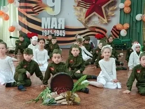 Музыкально‑патриотический утренник «День Победы» в детском саду «Ивушка»  В рамках проекта «Предшкол