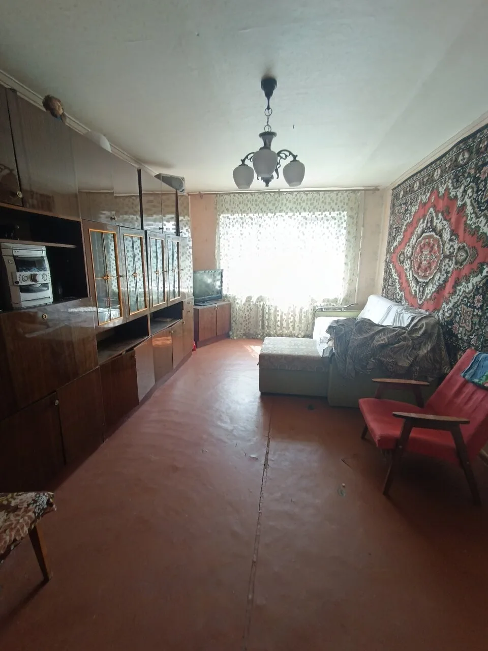 Продам 3-ком. квартиру, 62 м², 4/5 эт., жилое состояние, Горловка, 800 000 руб.