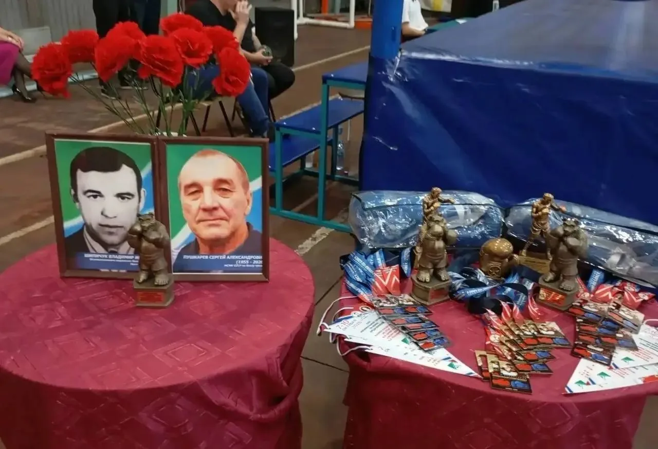 В Бердске открылся турнир памяти тренеров
