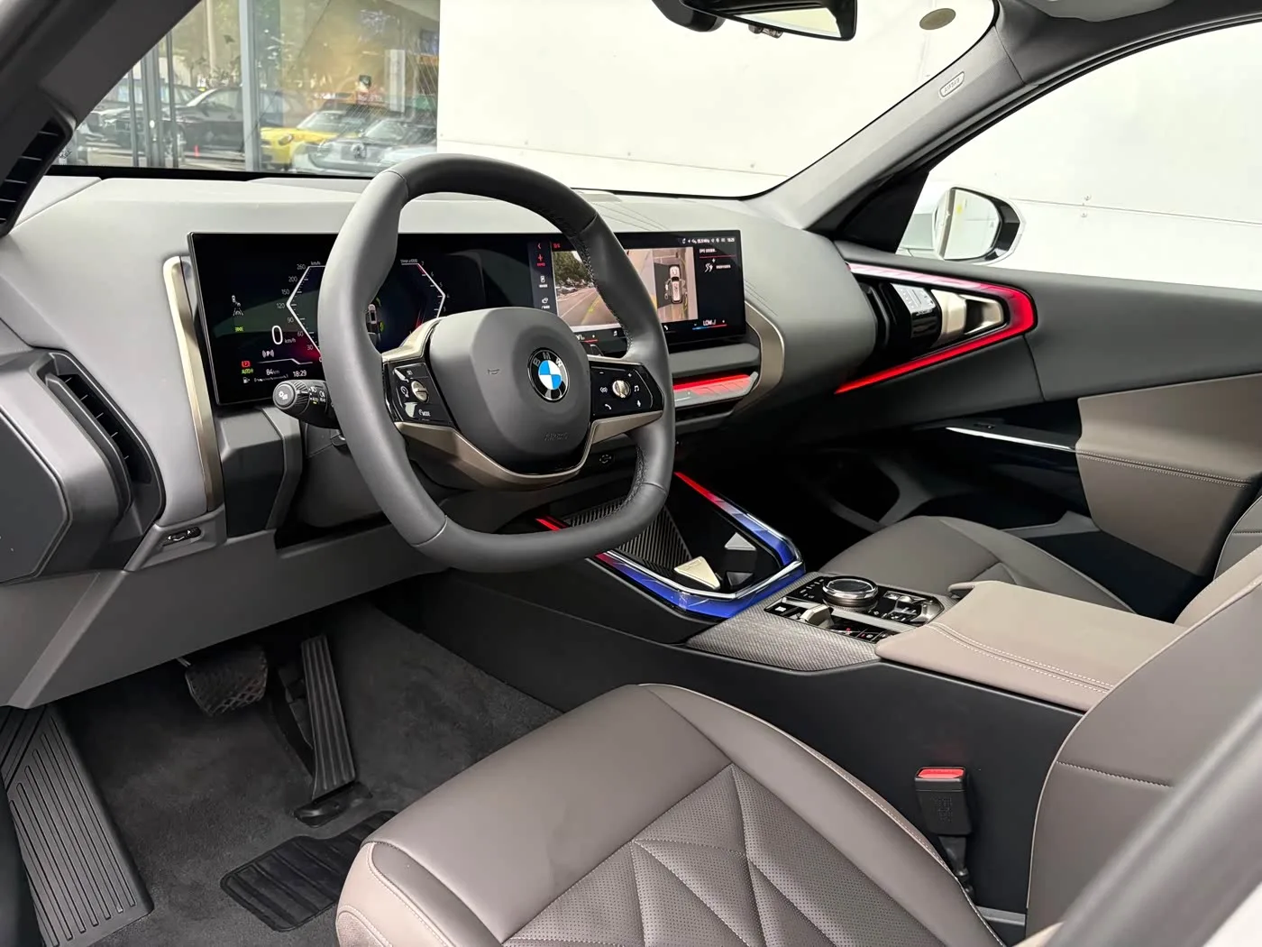 ‼️ BMW X3 ‼️

⚙️ Двигатель: 2.0T (184 л. с.)
📍 Год выпуска: август 2025
🔧 Пробег: 12 000 км (подтв