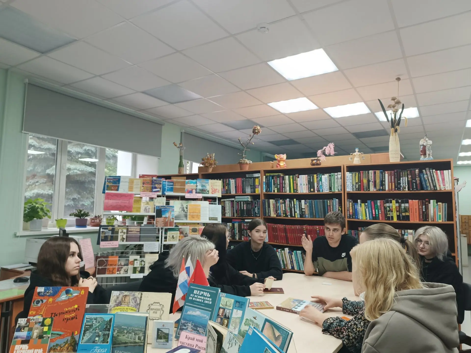 Двойной праздник — двойная викторина! 💥

У студентов нашего техникума был отличный шанс продемонстр