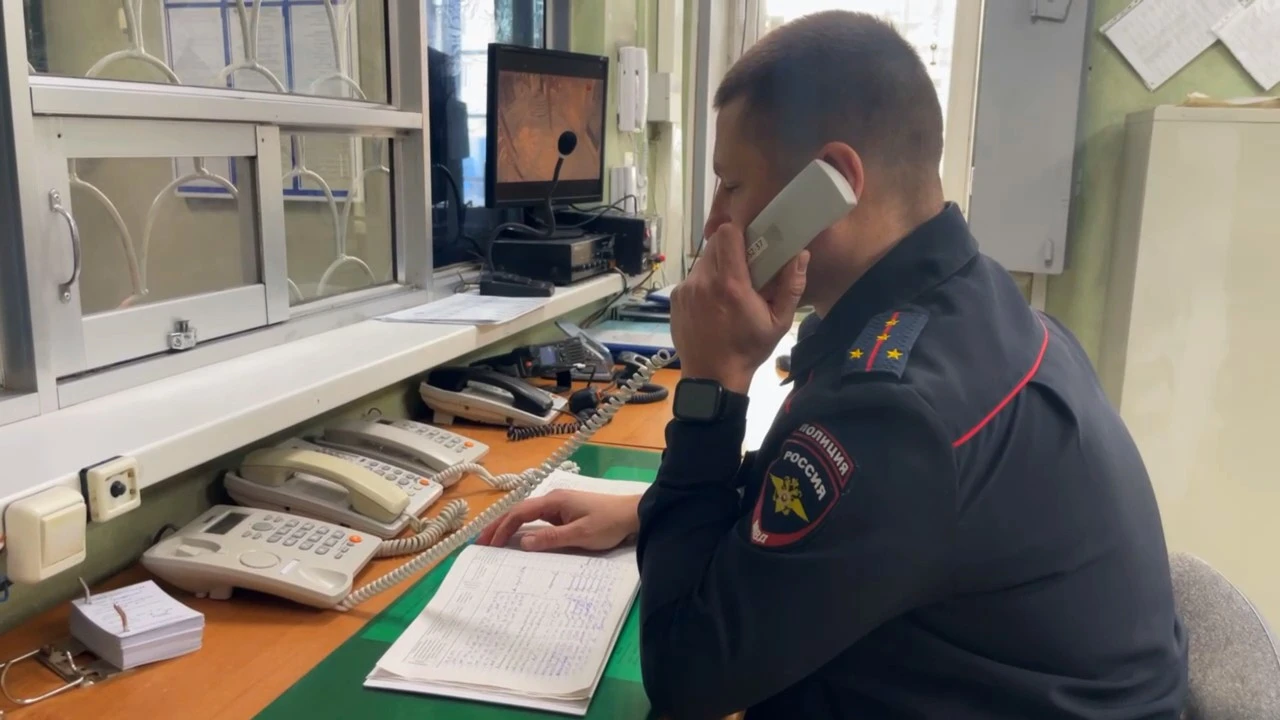 Находка на остановке обернулась уголовным делом: жительница Райчихинска ответит за краж...