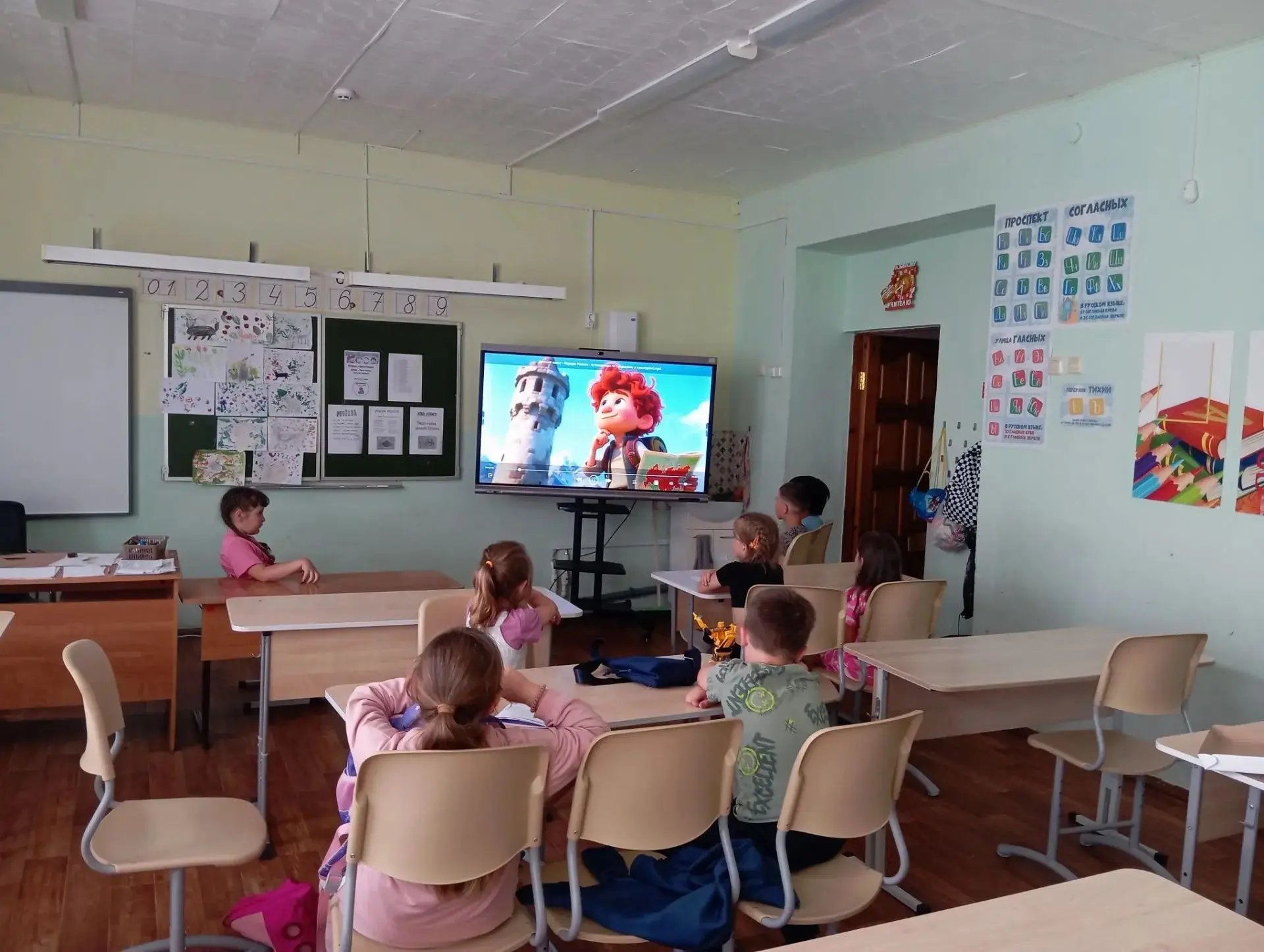 📣 Новости лагеря дневного пребывания «Мечта» 📣

✨Педагог‑наставник проекта «Орлята России» Петухов