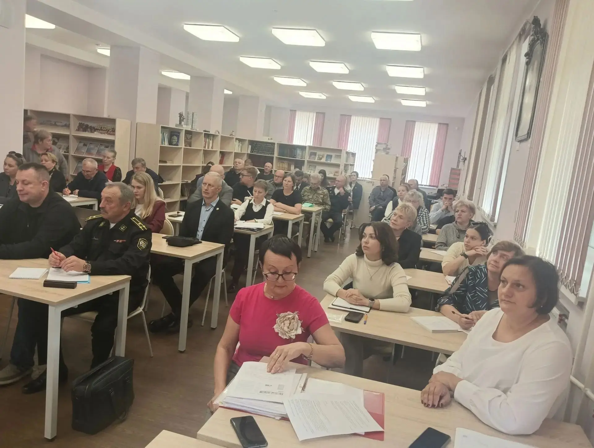 📌 В школе № 304 прошло городское собрание кадетских педагогов