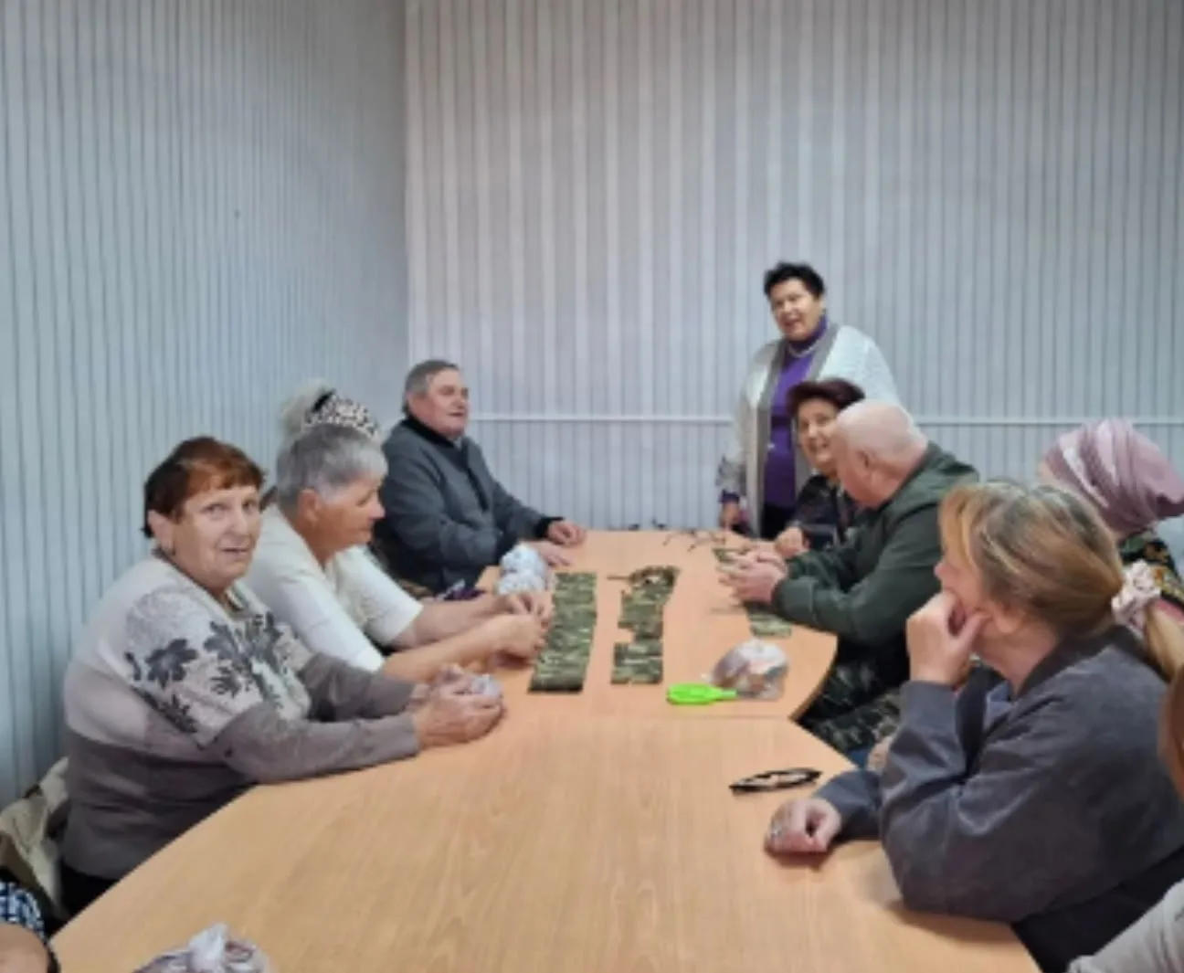 В канун осеннего праздника ,, Дня мудрости, добра и уважения " ветераны-пенсионеры  сел...