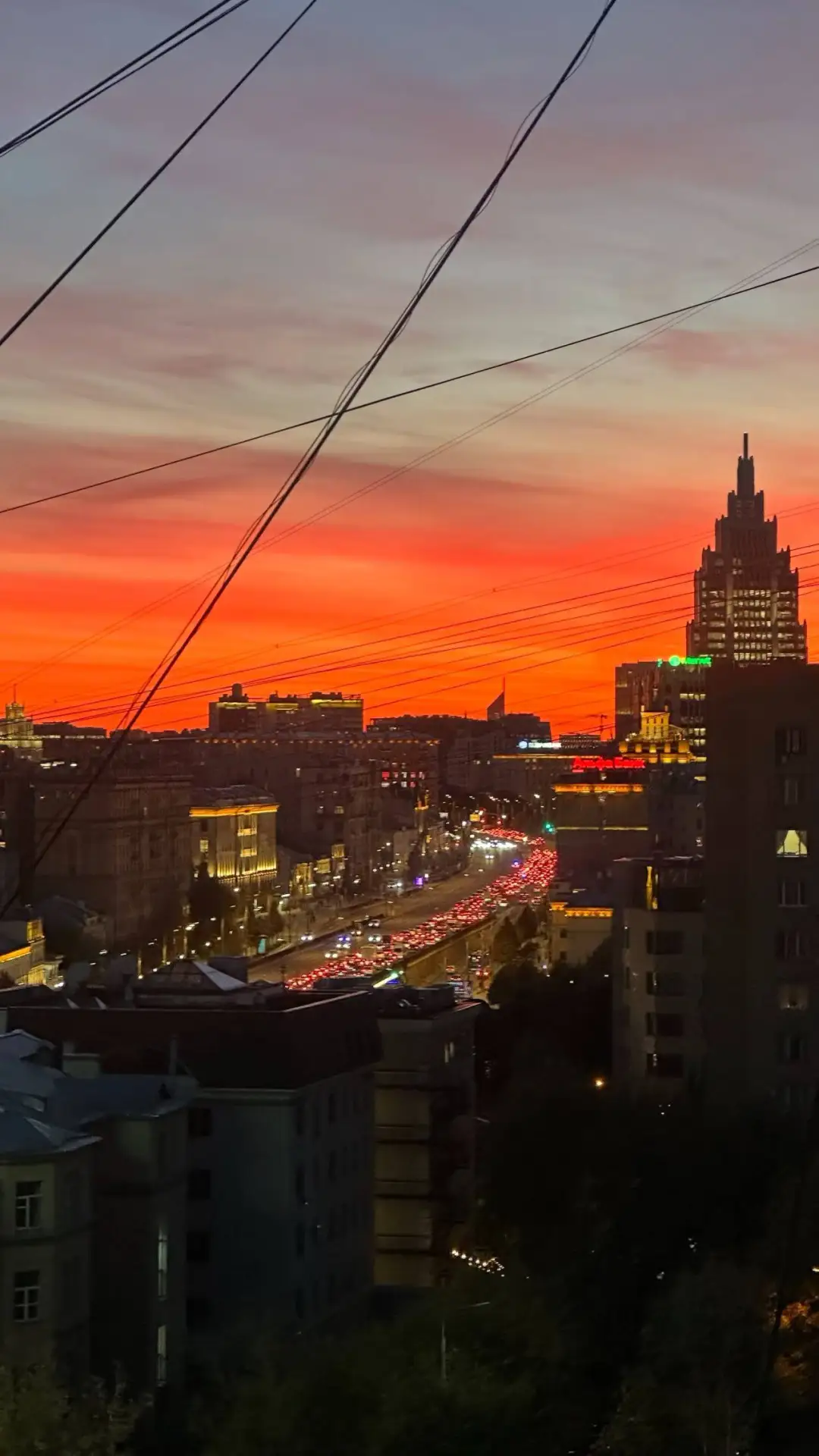 ❤️‍🔥 Сегодняшний закат над Москвой.