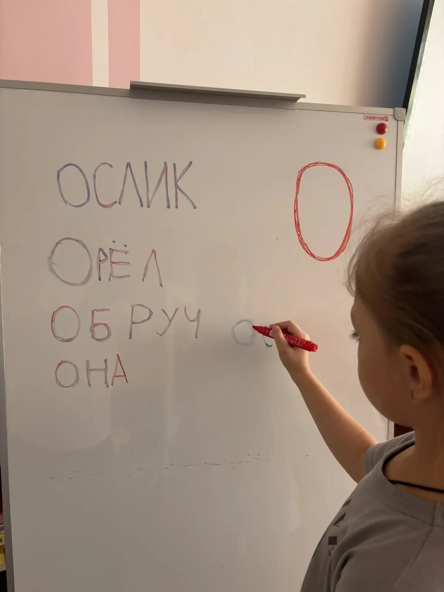 Интересно и увлеченно проходят летние дни в детском саду.

Сегодня в старшей и подготовительной к шк