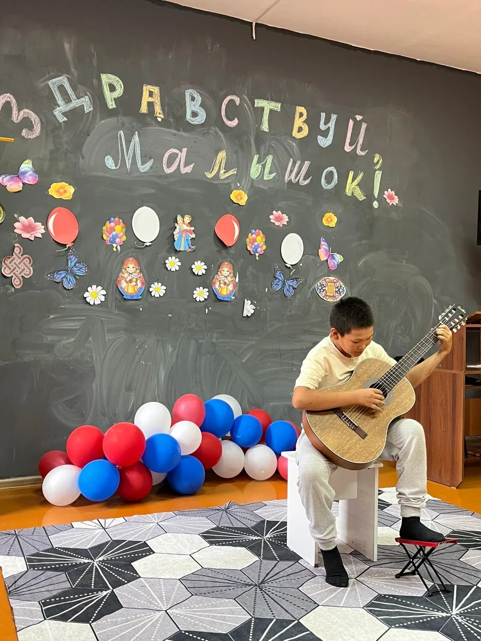 День творчества: «Таланты юных патриотов» 
Сегодня в лагере «Малышок» с дневным пребыванием детей в 