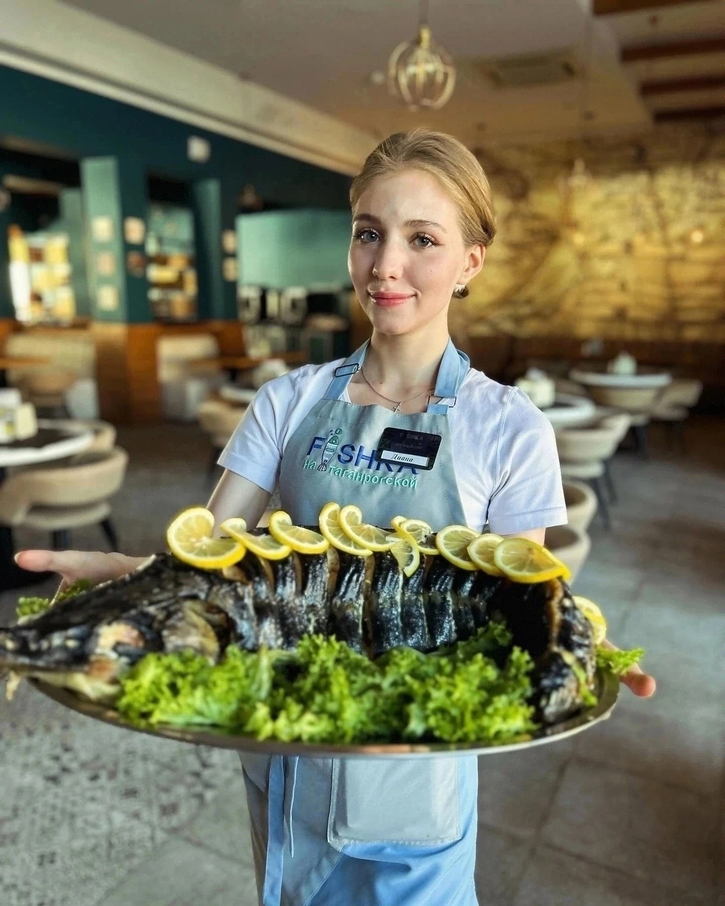 Встречаем лето в кафе 🐟 FISHKA на Таганрогской набережной🍹😎