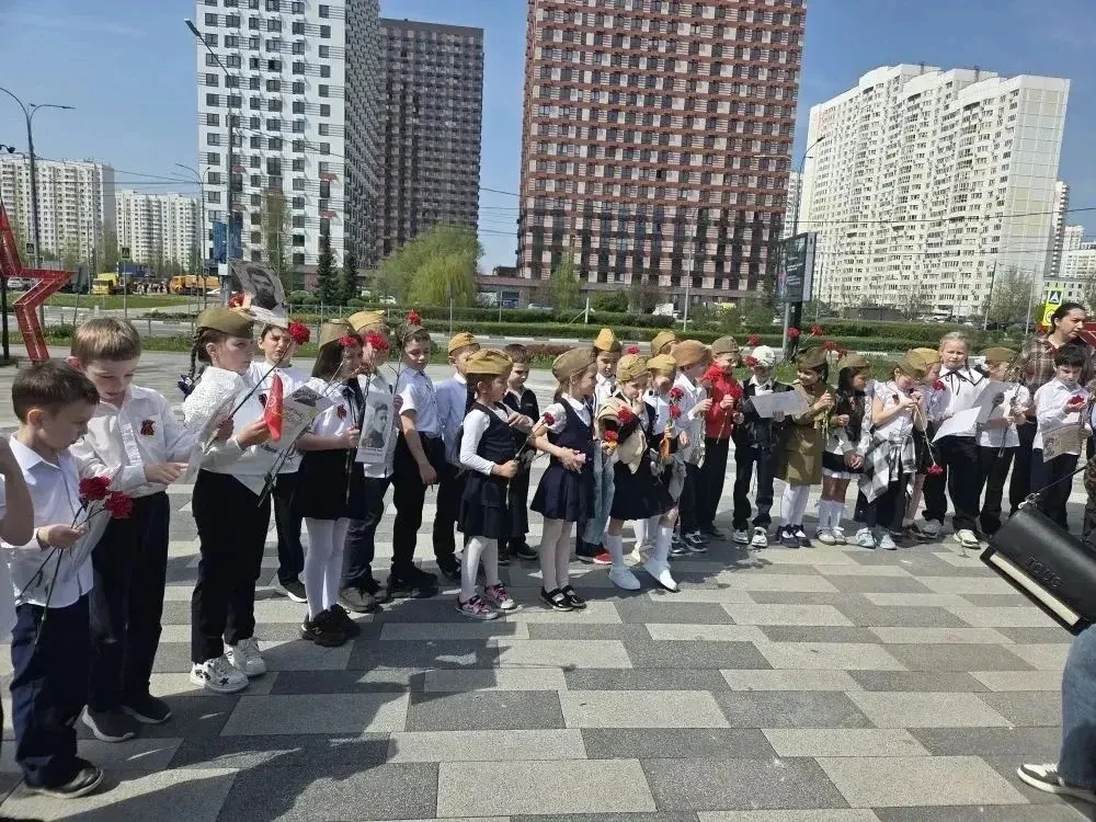 💥Память, которая живёт в сердцах.  🎖Накануне великого праздника — Дня Победы — ученики нашей школы о