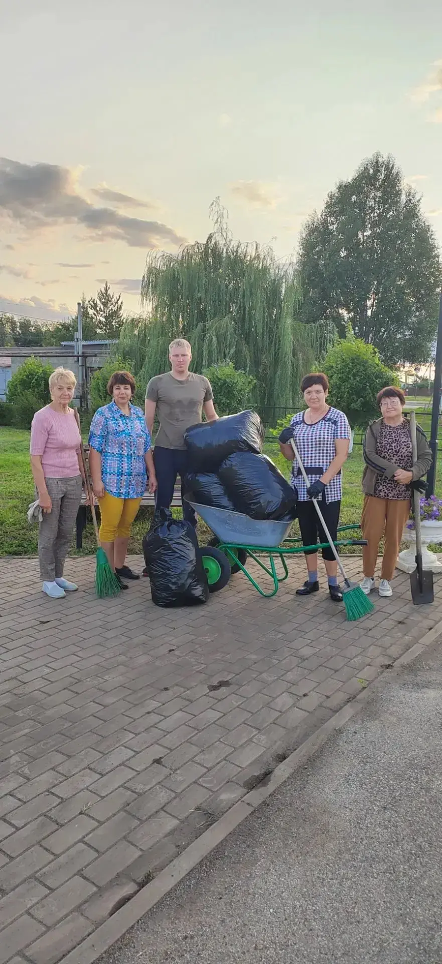 Итоги рабочих будней в сельском поселении Звезда: