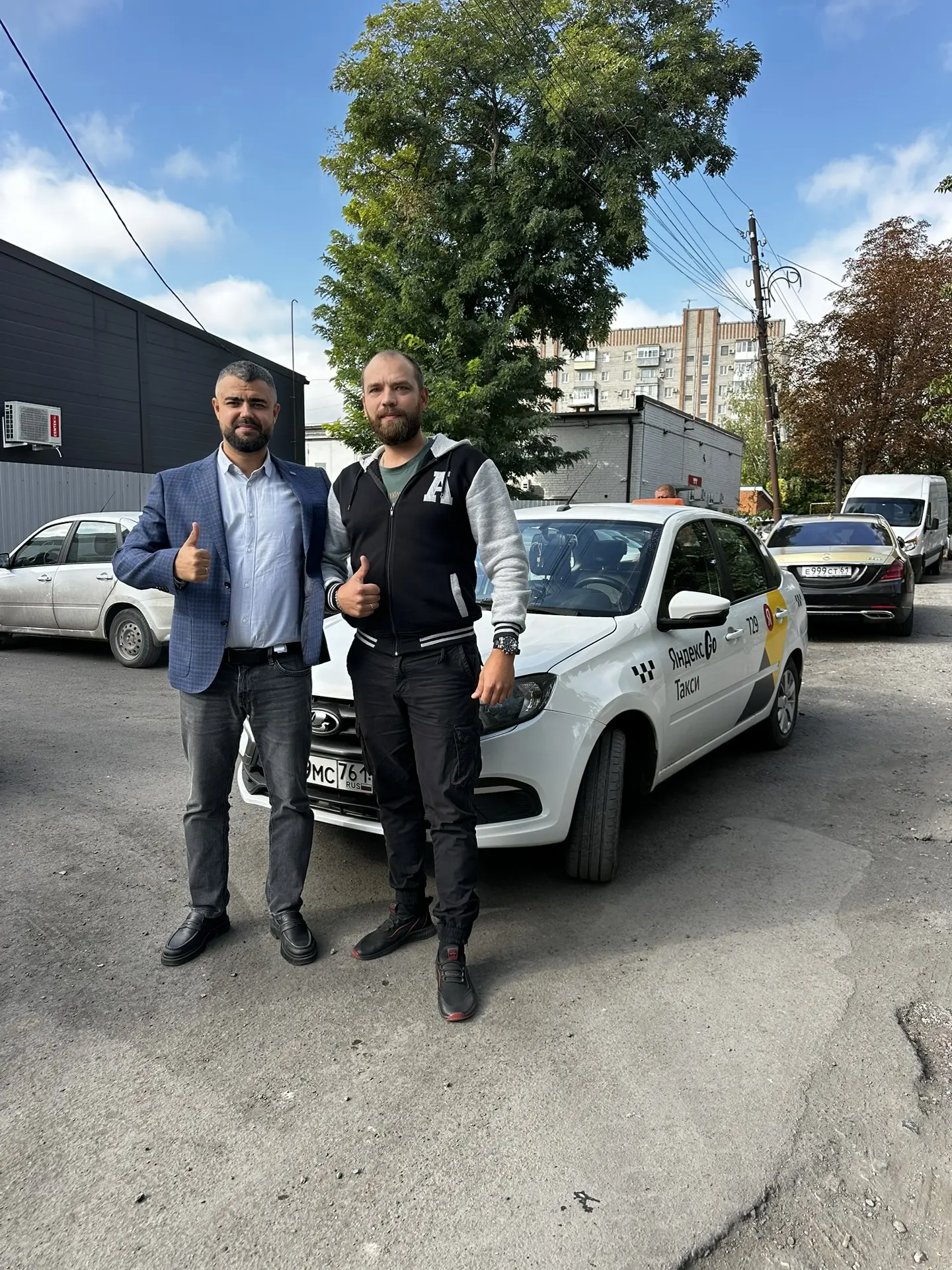 Поздравляем водителя из Новочеркасска с успешным выкупом автомобиля! 🚗🎉