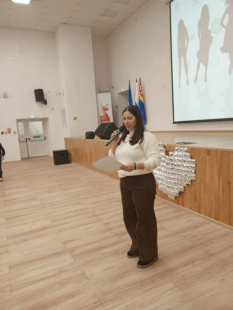 👔 Деловой стиль — это модно!  В минувшую пятницу в нашей школе прошло одно из самых стильных событий