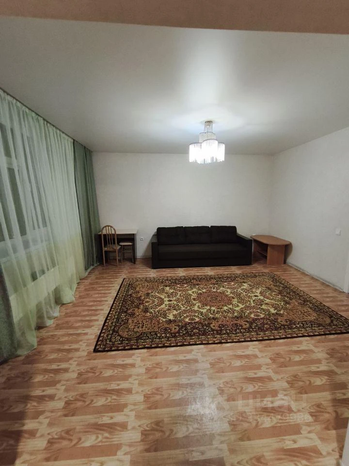 Сдам без посредников: 2-комнатная квартира, 60м²