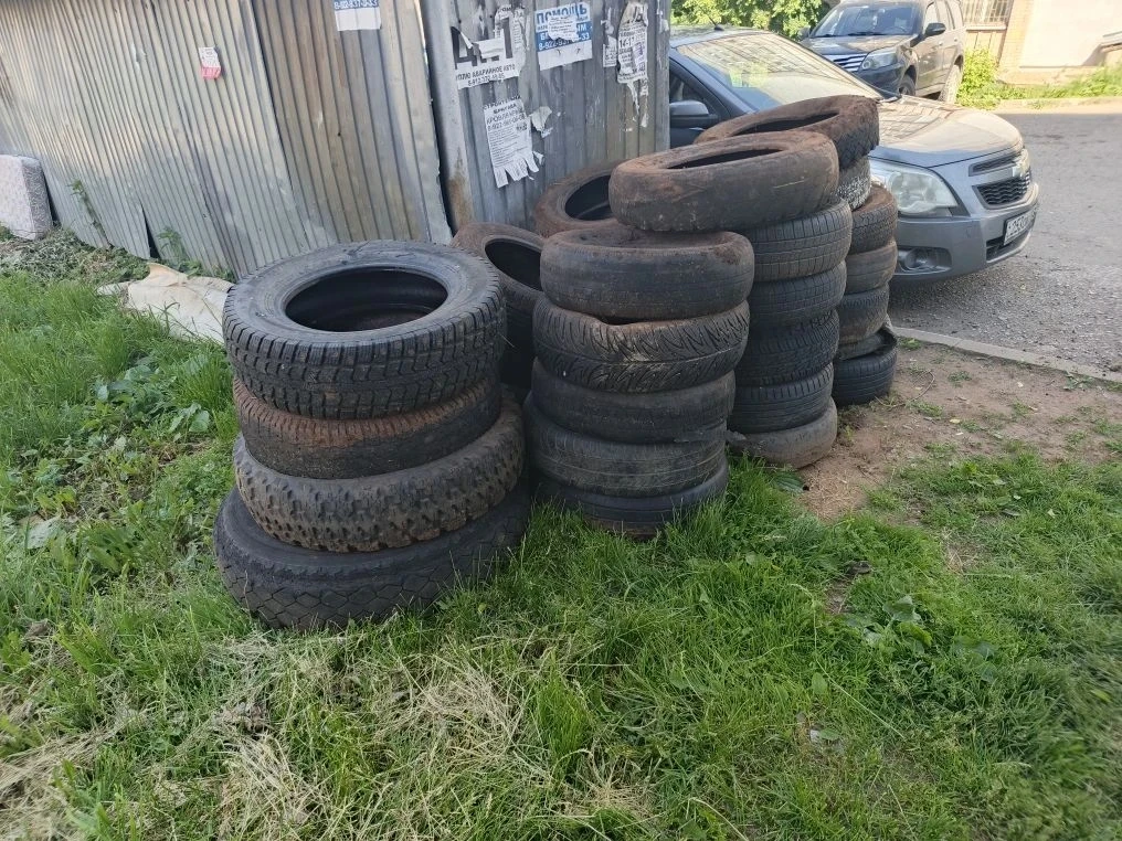 Видели ли вы когда-нибудь клумбы из старых автомобильных шин?