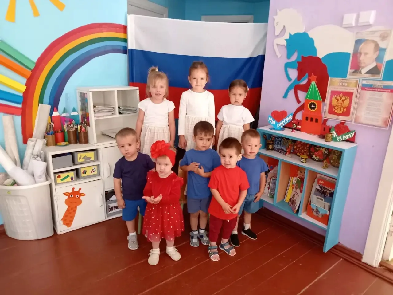 🎉 🇷🇺🇷🇺🇷🇺День Государственного флага РФ в нашем детском саду! 🇷🇺🇷🇺🇷🇺🎉