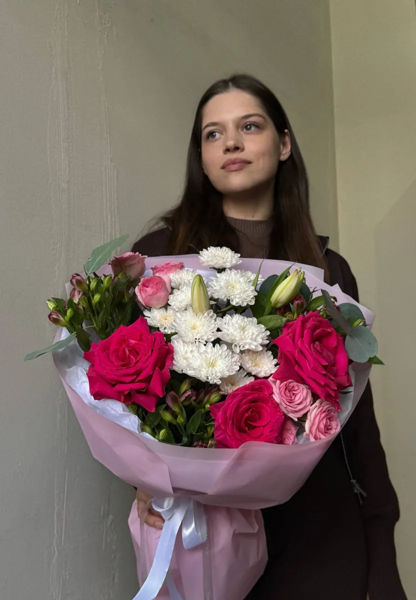 Наши букеты совершенно не похожи друг на друга — у каждого своё настроение!