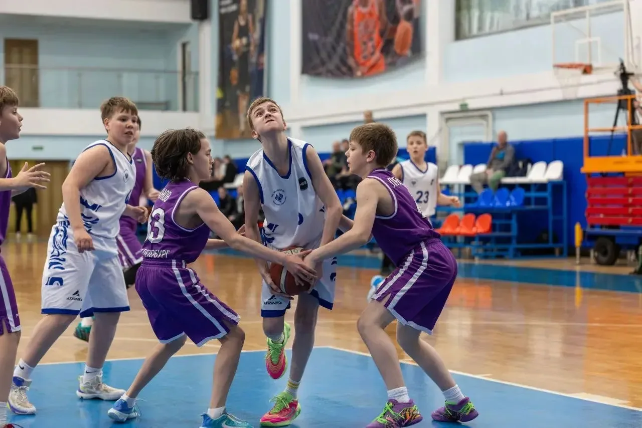 🏀Отличные новости!  🥉Ученик 5 «Б» класса Сорокин Григорий в составе команды СШОР №1 имени В.А. Плато