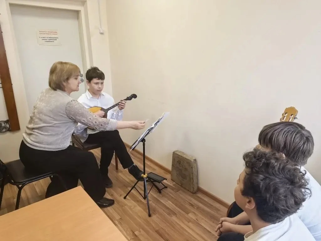 🎸 12 мая в классе преподавателя Березиной Надежды Вячеславовны в рамках регионального ...