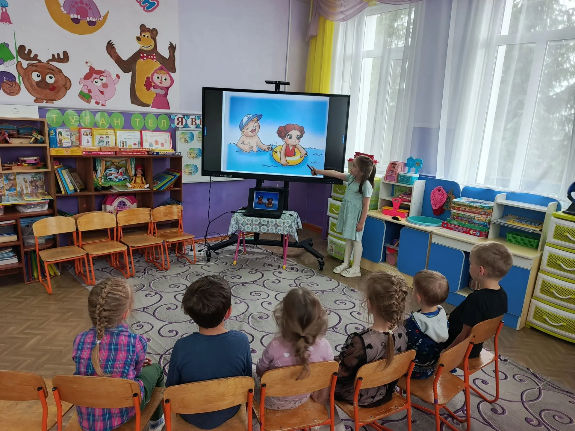 #БЕЗОПАСНОСТЬНАВОДЕ 
Сегодня в  группе «Звёздочки» мы провели    занятие по безопасности   «У воды и