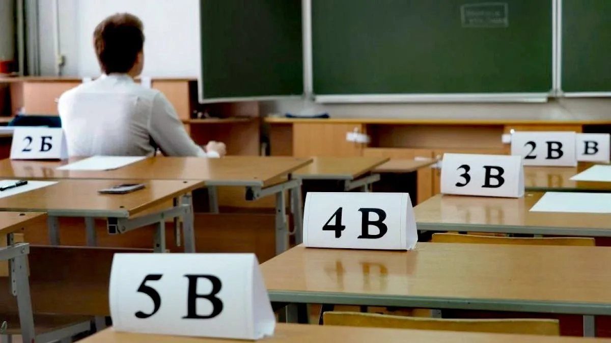 ✍🏻4 июня выпускники сдают обязательный для всех единый государственный экзамен по русс...