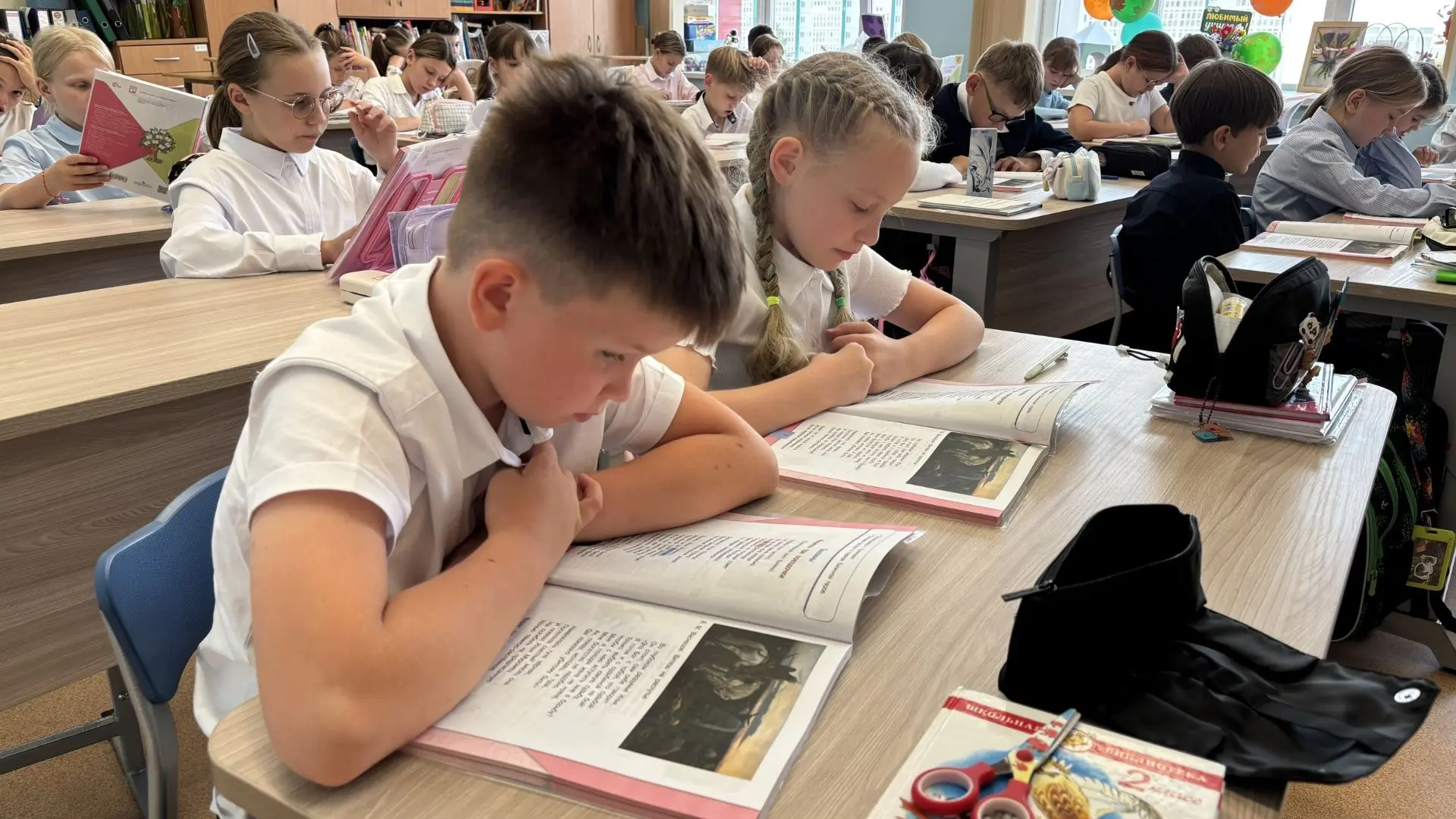 📚 Быть грамотным — значит быть успешным! В гимназии прошел Международный день распрост...