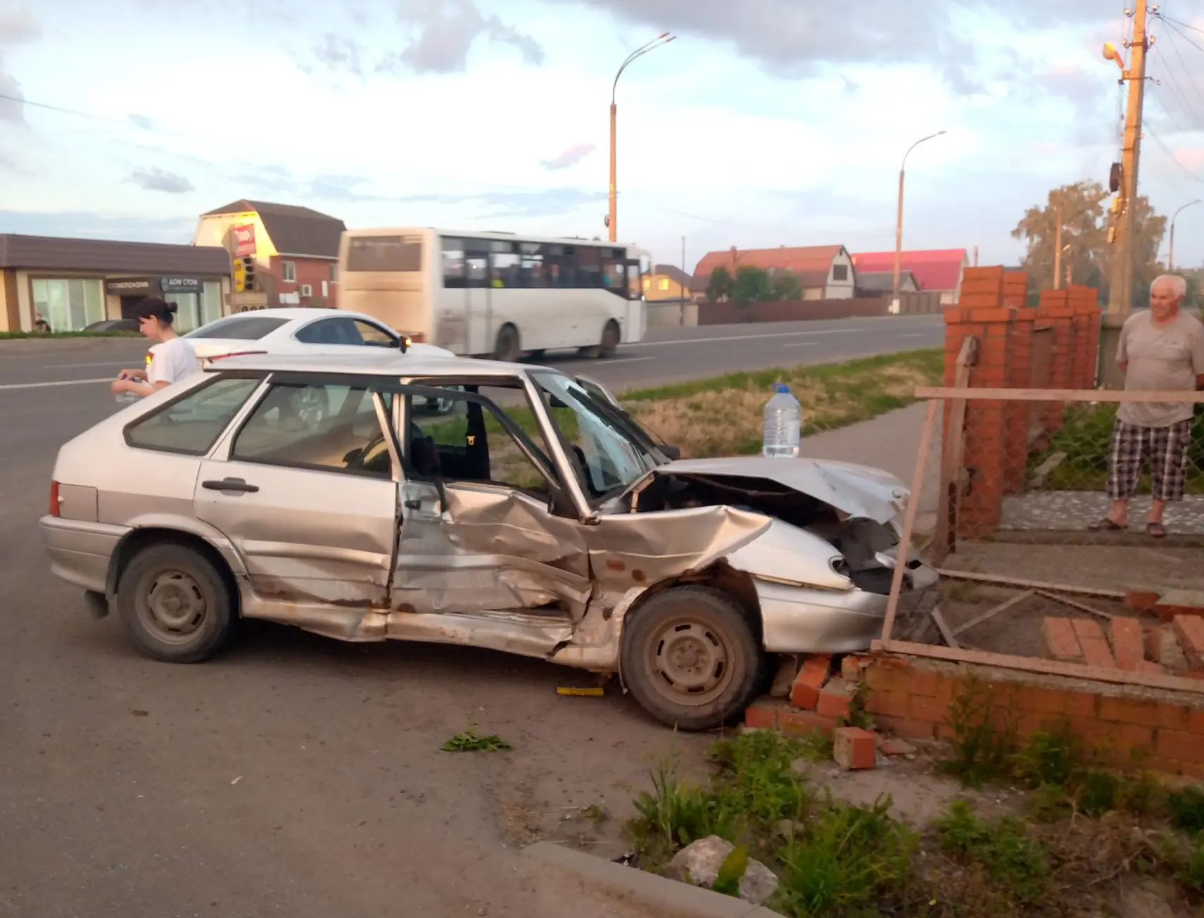 Огнеборцы ПЧ Октябрьского района на выезде на ДТП