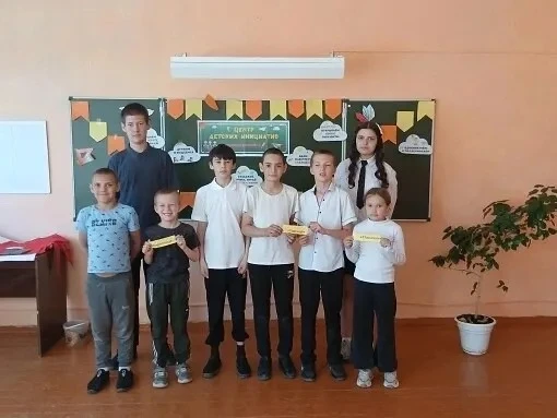 --День письменности в МОУ СОШ с. Демьяс: Путешествие сквозь века! 🚀