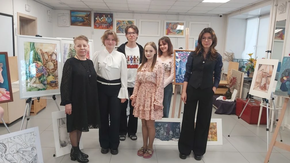 🎨 И снова выпускной! Сегодня еще пятеро выпускников успешно закончили обучение художес...