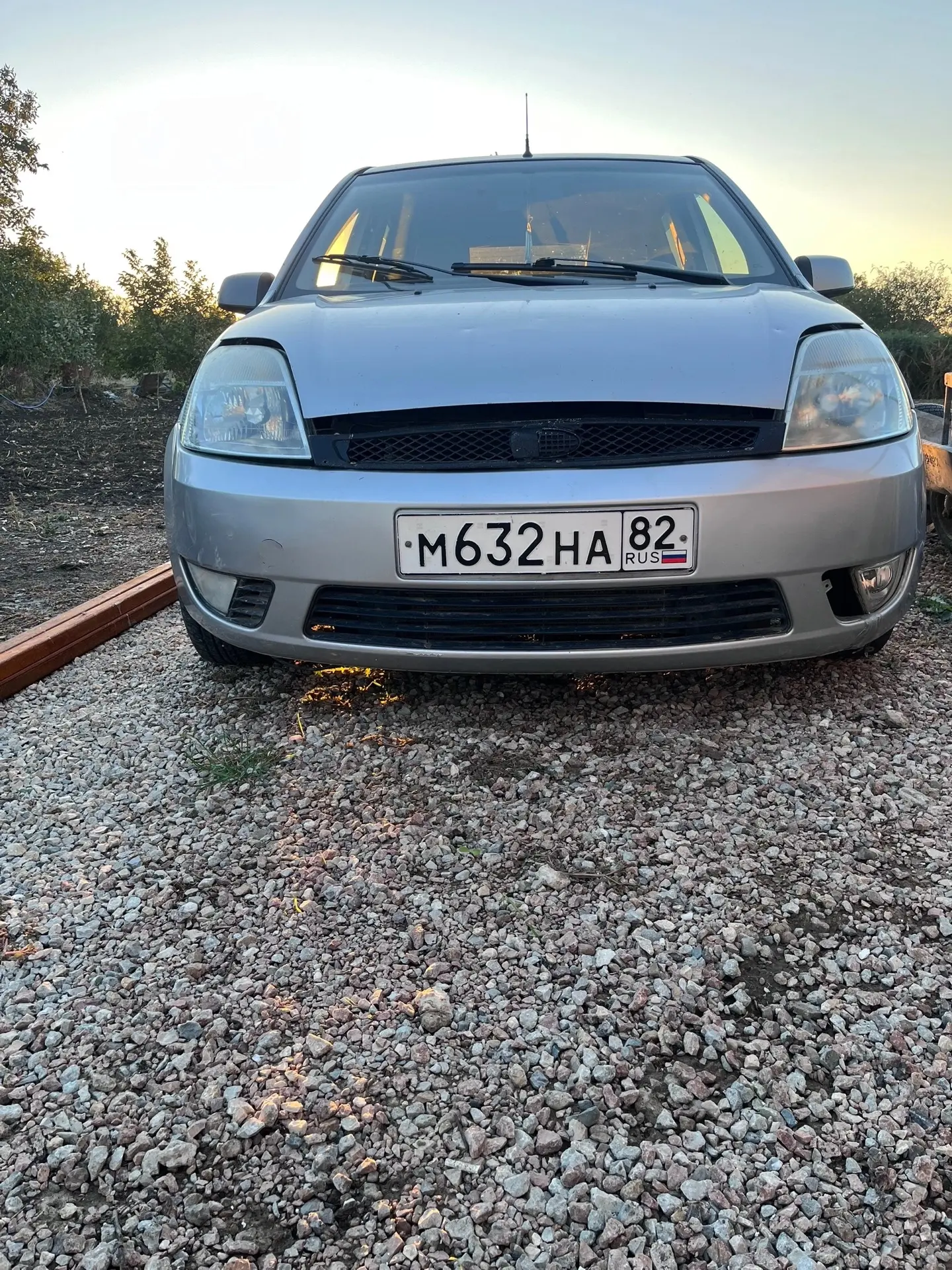 Продам Форд фиеста 2005 год, состояние удовлетворительное для своих лет.