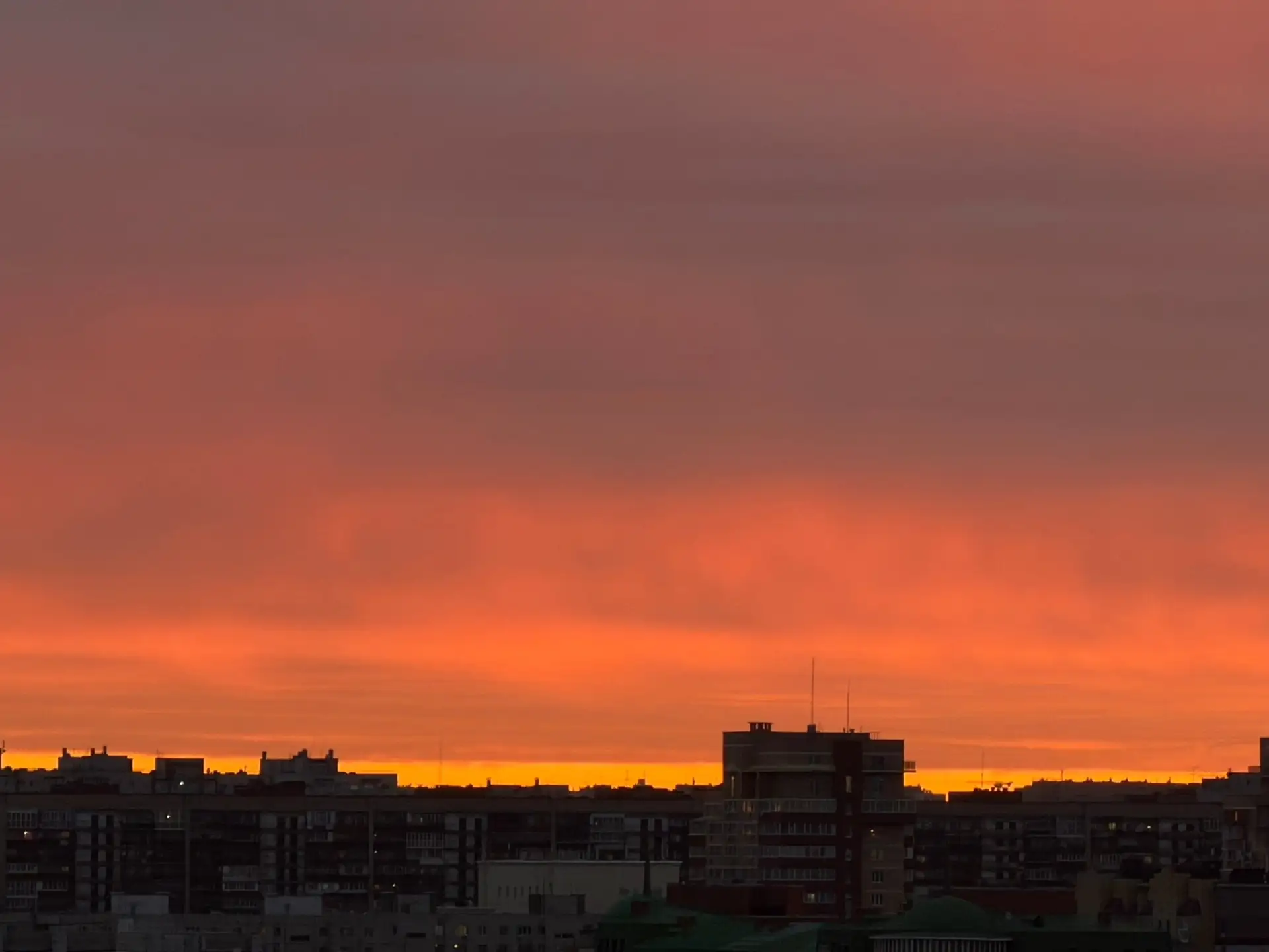 Всем срочно смотреть на закат! 🌅