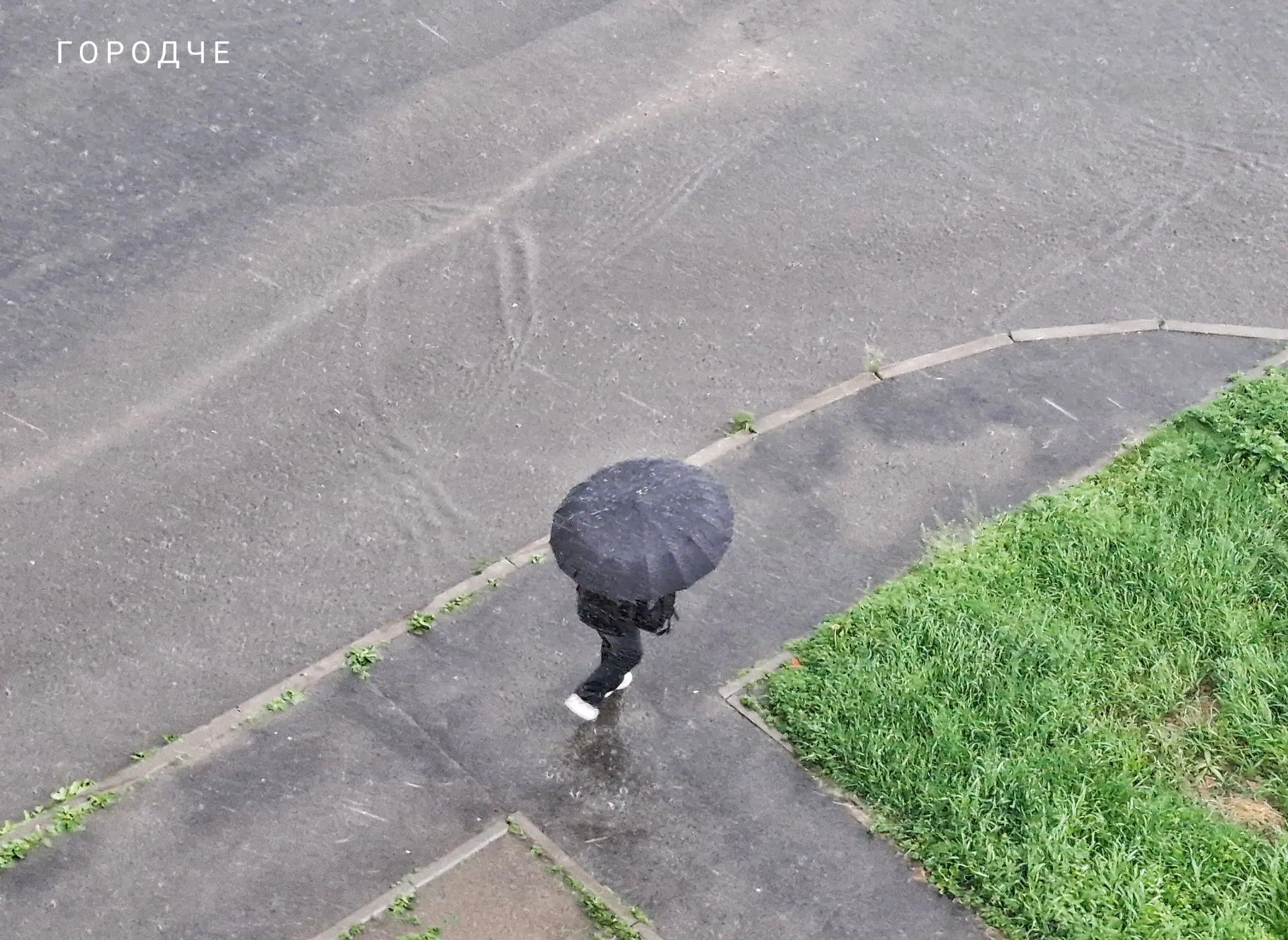 В Череповце залповый ливень! 🌧️