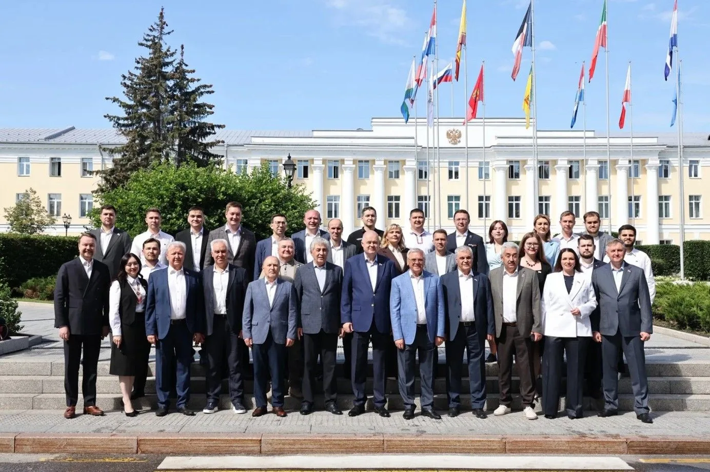 Молодые парламентарии Приволжья обсудили вопросы сохранения культурного наследия и разв...