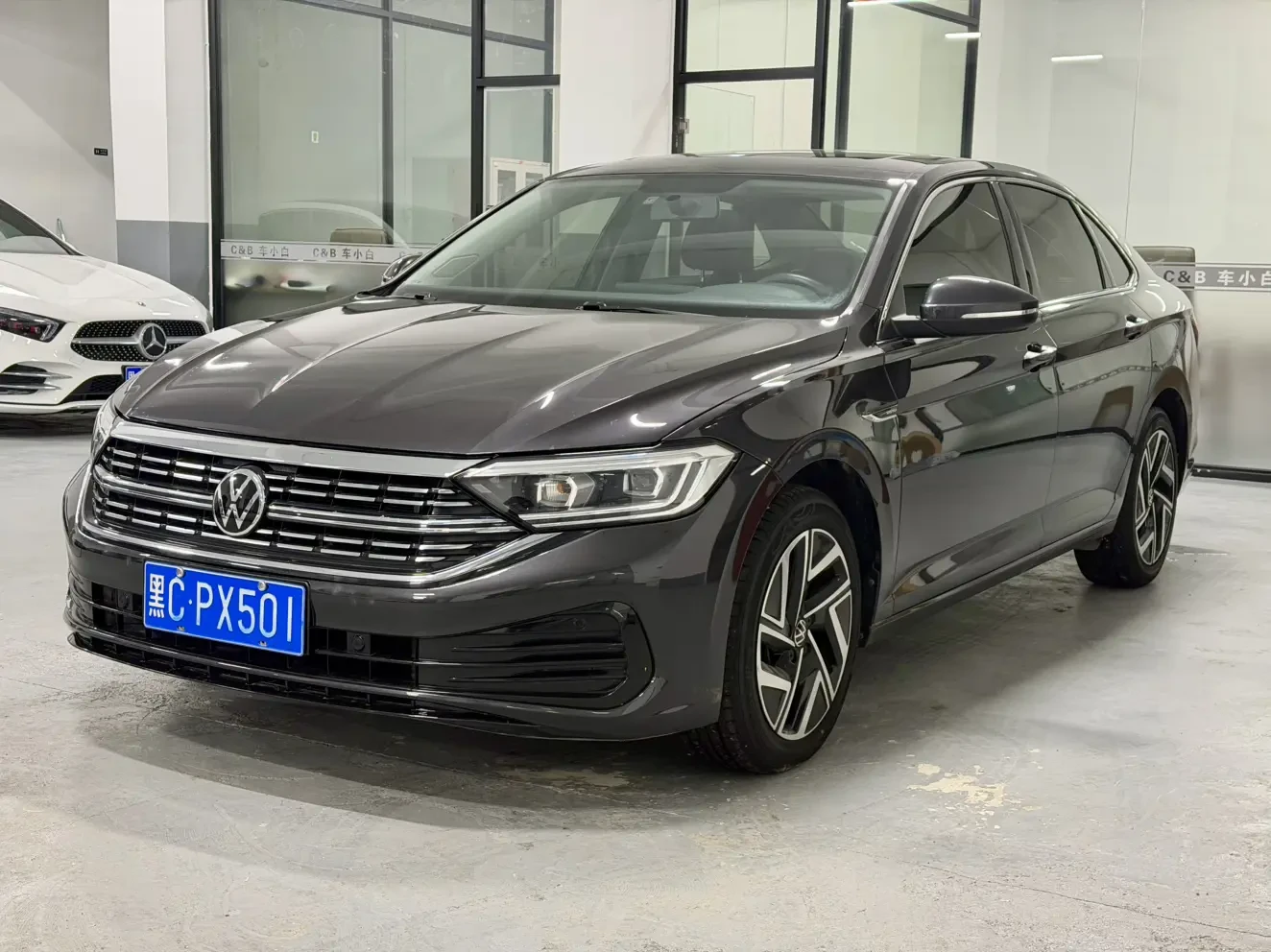 Из Китая, доступен к заказу 

Volkswagen Sagitar 2022 год 1.4 л 150 лс Пробег 53.200 км
Цена под клю
