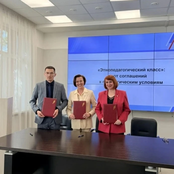 🔥В школах Алнашского района в новом учебном году открылись этнопедагогические классы