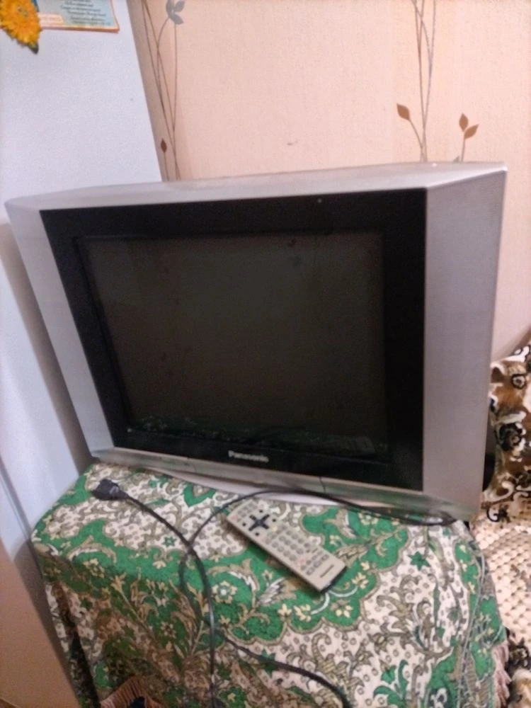 Продам кастрюли по 4 тыс руб за каждую - на 50 литров из плотного алюминия. На 35 литро...