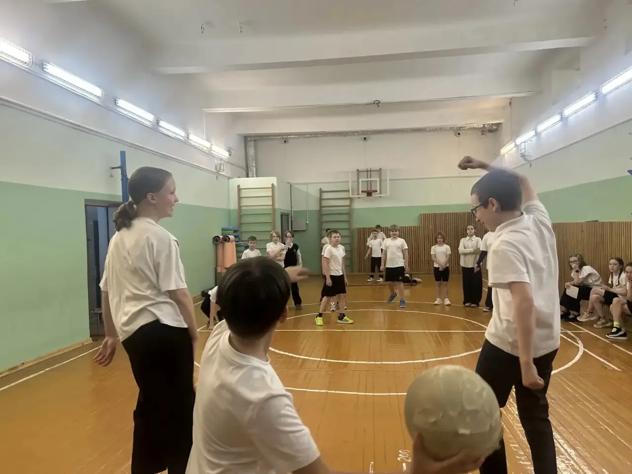 🤾‍♂️ Гармония духа и тела: как средняя школа играла в славянские игры  За учебниками и гаджетами мы 