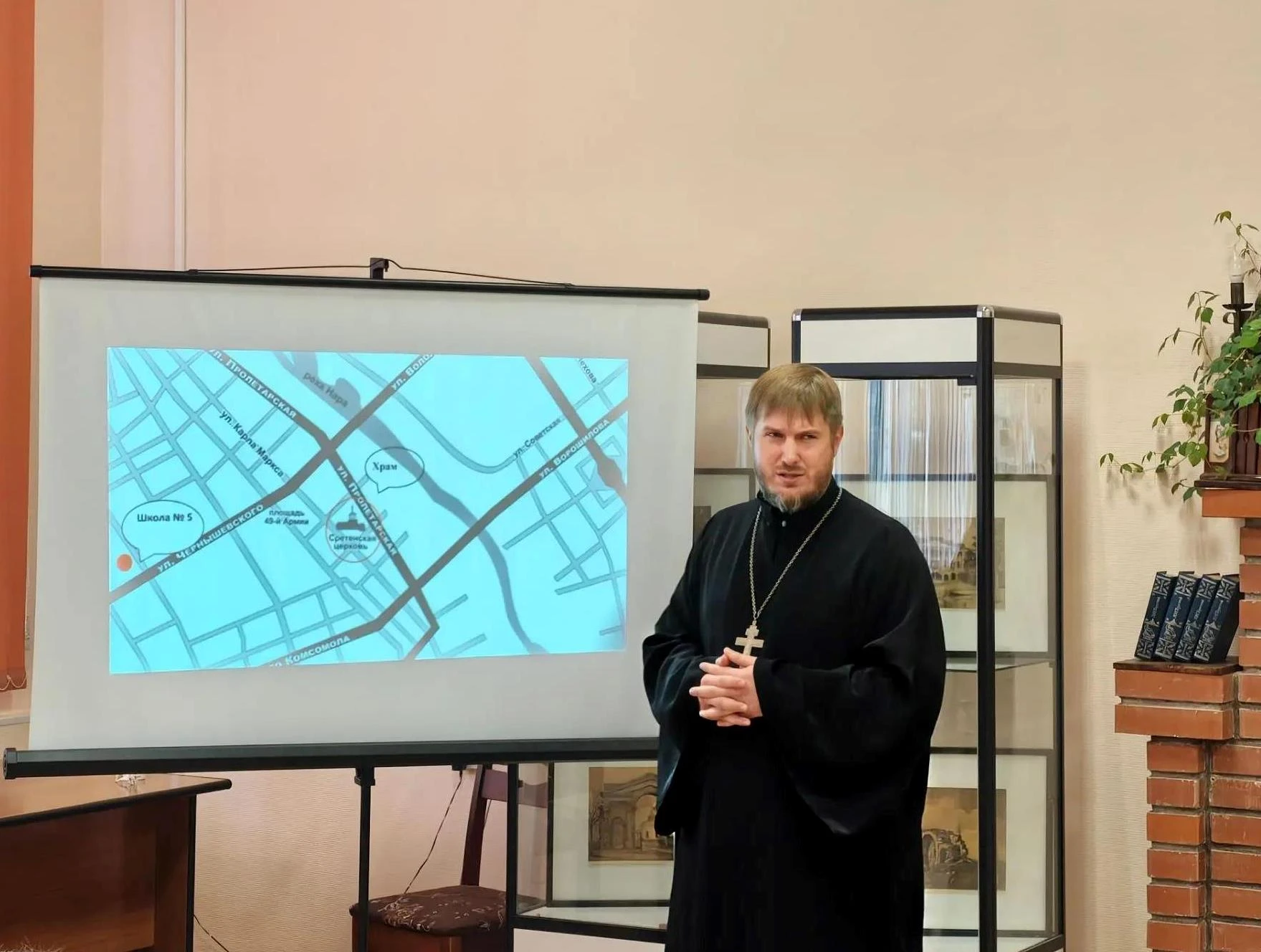 22 сентября, после летнего перерыва, возобновились занятия православного лектория «Русь...
