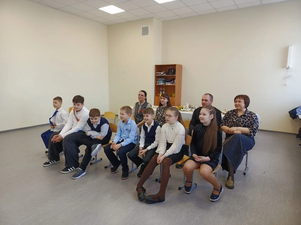 🎉 Выпускной в начальной школе! 🎓
Для выпускников начальной школы  состоялось важное событие ! 🌟  