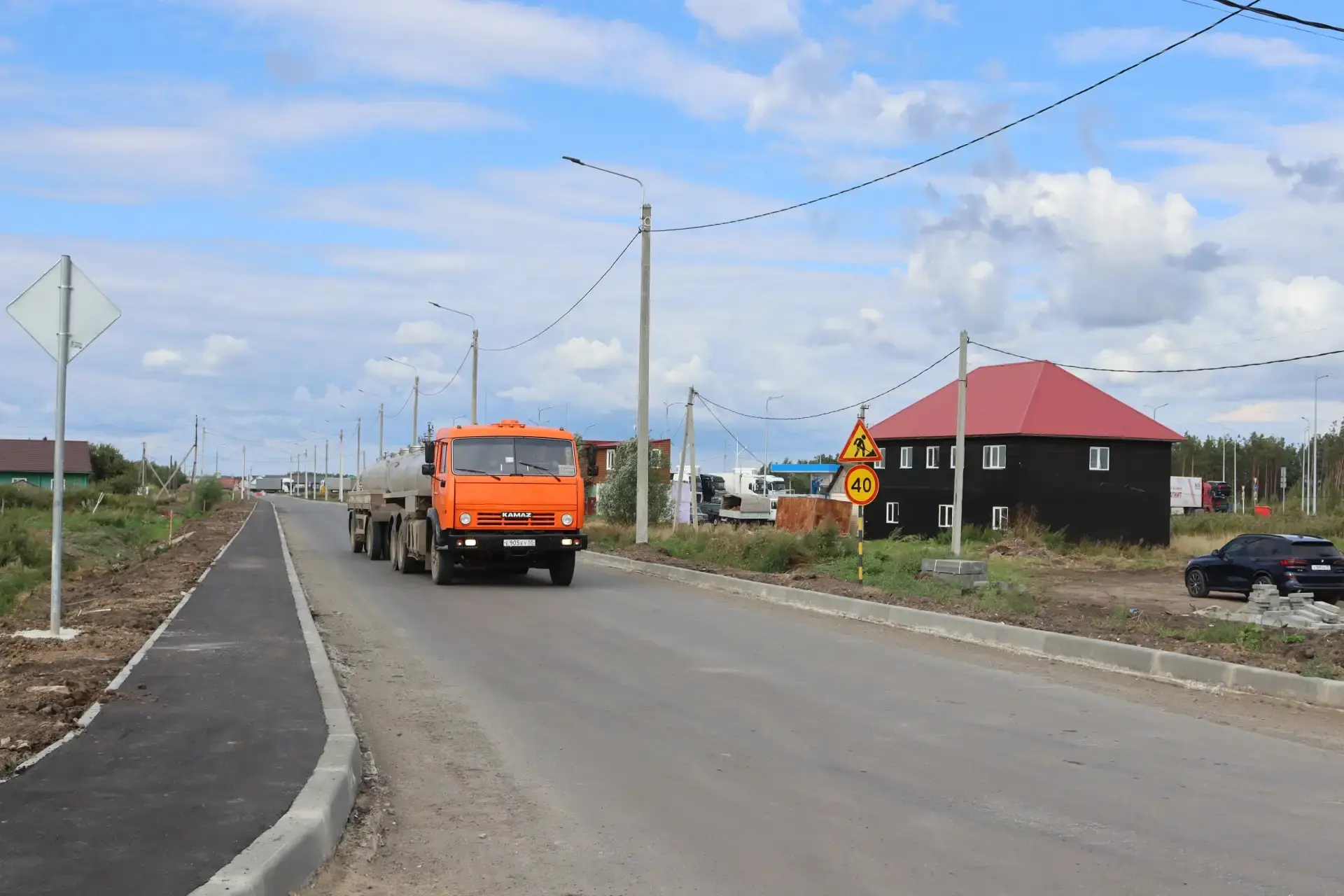 Сегодня провел рабочую встречу с подрядчиком на объекте по ул. 1-ая Кооперативная г. Тю...